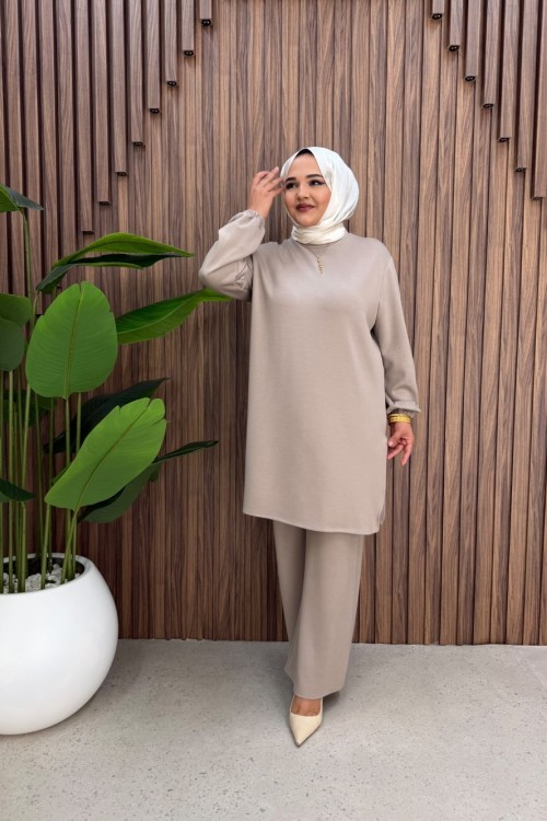 Freya Pantolonlu takım